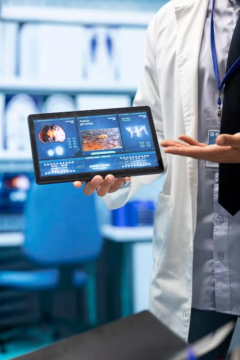 Healthcare professionals using connected clinical technology